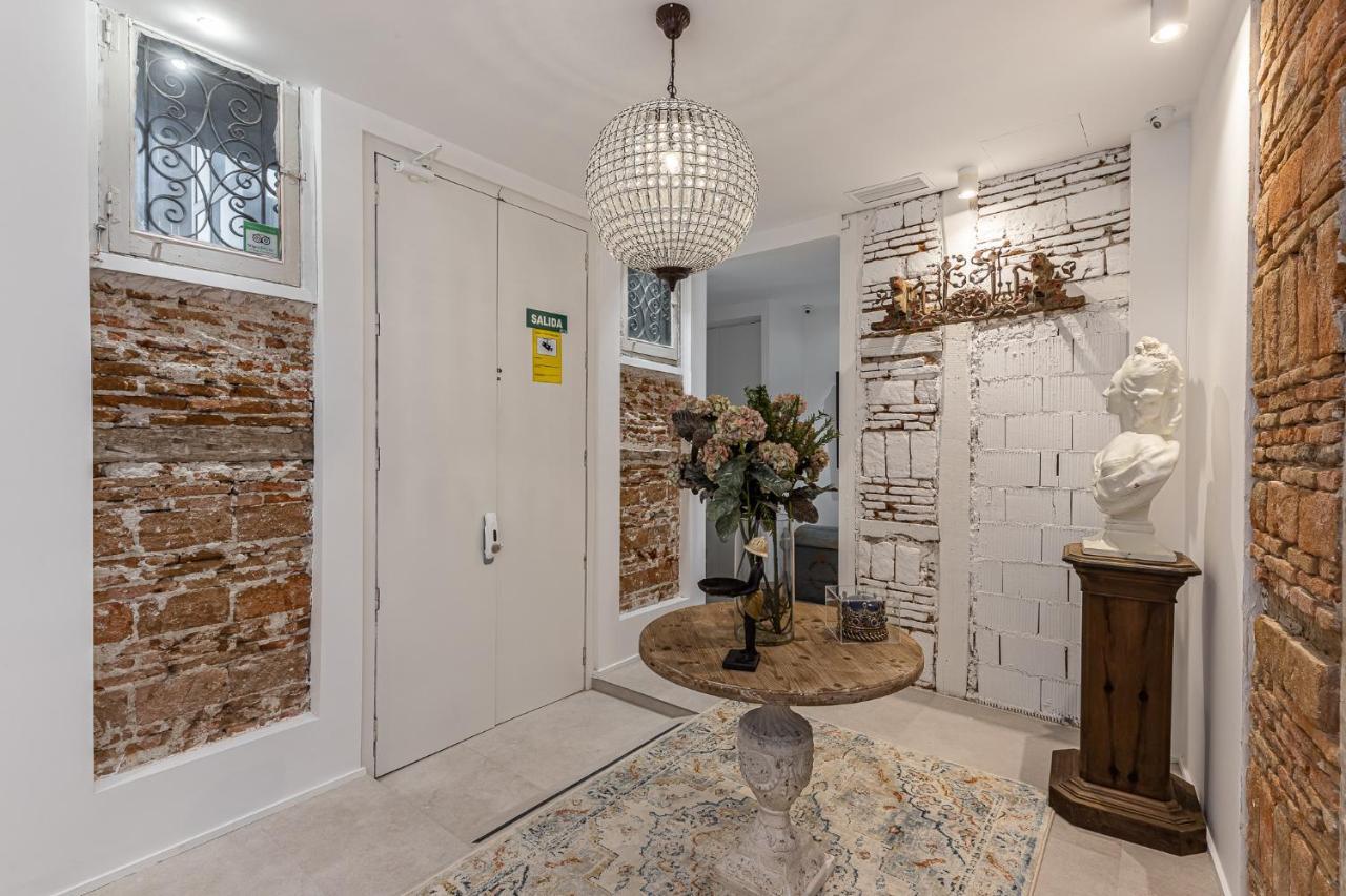 Queens House Chueca مدريد المظهر الخارجي الصورة